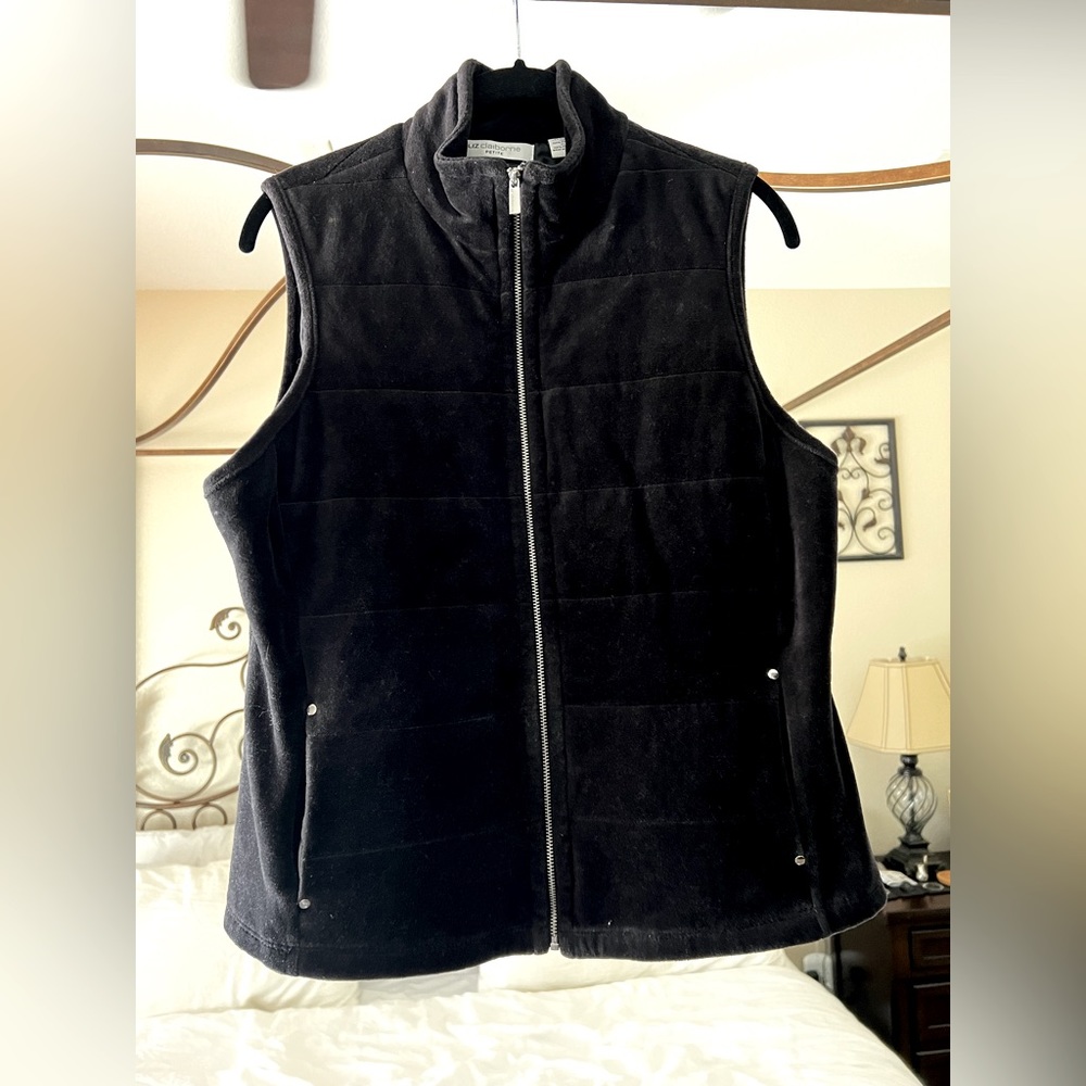 Liz Claiborne Velour Quilted Ladies Vest